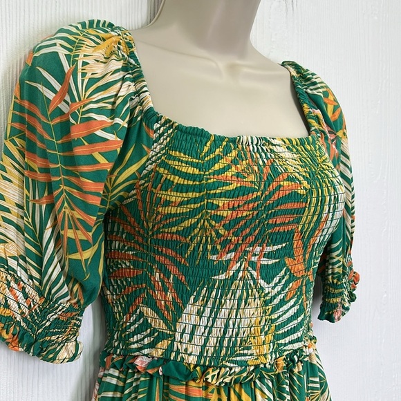 Betsey Johnson - Tropical Leaf Print Smocked Ruffle Tiered Maxi Dress Size XS - Picture 5 of 13